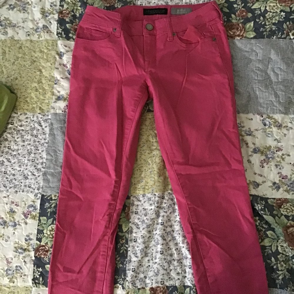 Pink ankle jeggings size 2 regular Aeropostale